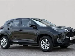 Black Used 2021 Toyota Yaris SUV | £18,500 (Fair price)
