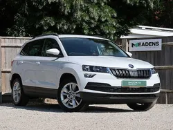 Moon white metallic Used 2021 Skoda Karoq SE SUV | £18,995 (Fair price)