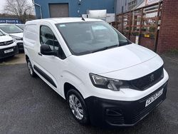 White Used 2021 Peugeot Partner MPV | £5,990 (Good price)