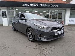 Grey Used 2023 Kia Ceed 3 Hatchback | £18,178 (Fair price)
