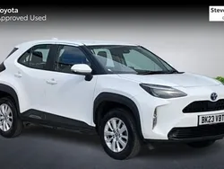White Used 2023 Toyota Yaris Hybrid Hatchback | £19,190 (Expensive)