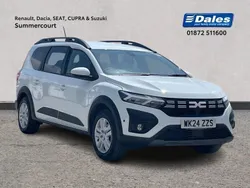 Solid glacier white Used 2024 Dacia Jogger Expression Estate | £21,500 (Fair price)