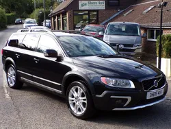 Black Used 2014 Volvo XC70 SE Lux SUV | £16,794 (Fair price)