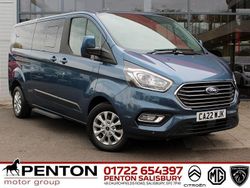 Blue Used 2022 Ford Tourneo Custom Zetec Van | £29,990 (Fair price)