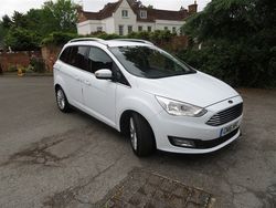 Glacier white Used 2016 Ford Grand C-Max Titanium MPV | £5,600 (Expensive)