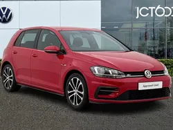 Red Used 2017 VW Golf VII R-line Hatchback | £15,900 (Fair price)