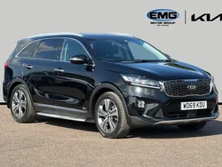 Midnight black Used 2019 Kia Sorento GT-Line S SUV | £27,795 (Expensive)