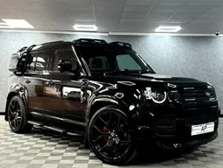 Black Used 2024 Land Rover Defender SE Dynamic SUV | £75,990