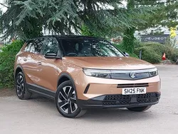 Two coat premium metallic impact copper New 2025 Vauxhall Grandland X SUV | £28,998 (Good price)