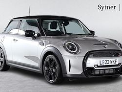 Silver Used 2023 Mini Cooper S Classic Hatchback | £21,500 (Good price)