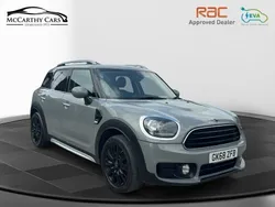 Moonwalk grey Used 2018 Mini Cooper Countryman SUV | £11,495 (Fair price)
