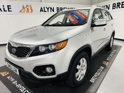 Silver Used 2011 Kia Sorento SUV | £4,699 (Fair price)