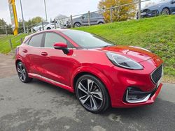 Red Used 2022 Ford Puma ST-Line Hatchback | £18,999 (Fair price)