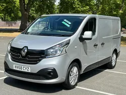 Silver Used 2018 Renault Trafic Van | £10,495 (Fair price)