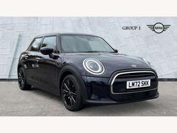 Black Used 2022 Mini Cooper Exclusive Hatchback | £20,999 (A bit pricey)