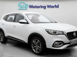 White Used 2022 MG HS Excite SUV | £13,800 (Fair price)