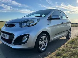 Silver Used 2014 Kia Picanto Air Hatchback | £3,395 (Fair price)