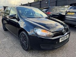 Black Used 2009 VW Golf VI S Hatchback | £2,500 (Fair price)
