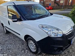White Used 2014 Vauxhall Combo MPV | £3,249 (Good price)