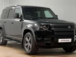 Black Used 2025 Land Rover Defender SE Dynamic SUV | £66,400 (A bit pricey)