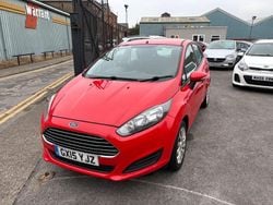 Red Used 2015 Ford Fiesta Style Hatchback | £4,499 (Good price)