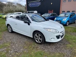 White Used 2011 Renault Mégane III Dynamique | £2,300 (Fair price)