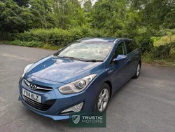 Blue Used 2014 Hyundai i40 Style Estate | £3,250 (Good price)