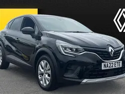 Black Used 2021 Renault Captur Iconic SUV | £15,048 (Fair price)