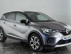 Grey/black Used 2022 Renault Captur Techno SUV | £17,250 (Fair price)