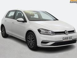 White Used 2018 VW Golf VII SE Hatchback | £9,895 (Fair price)