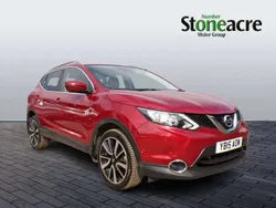 Red Used 2015 Nissan Qashqai Tekna SUV | £7,495 (Fair price)
