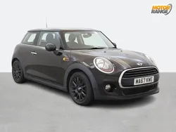 Black Used 2017 Mini Cooper Chili Hatchback | £7,195 (Fair price)