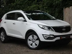 White Used 2014 Kia Sportage 4 SUV | £9,995 (A bit pricey)