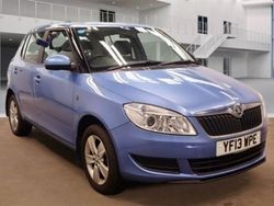 Denim blue Used 2013 Skoda Fabia SE Hatchback | £5,495 (Fair price)