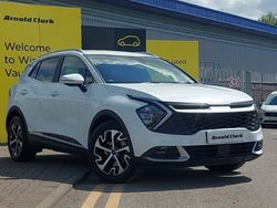 White Used 2023 Kia Sportage 3 SUV | £23,498 (Fair price)