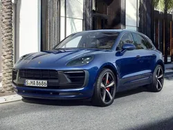 Gentian blue metallic Used 2022 Porsche Macan GTS SUV | £67,950