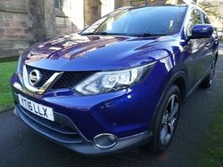 Blue Used 2016 Nissan Qashqai N-Connecta SUV | £7,495 (Fair price)