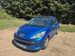 Blue Used 2007 Peugeot 207 Hatchback | £1,195 (Good price)
