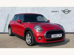 Red Used 2015 Mini Cooper Hatch Hatchback | £7,995 (A bit pricey)