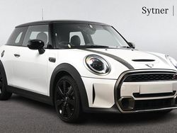 White Used 2023 Mini Cooper S Hatch Hatchback | £24,000 (Fair price)