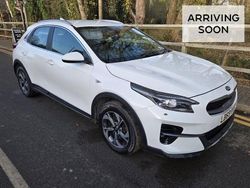 White Used 2020 Kia XCeed SUV | £8,470 (Fair price)