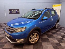 Blue Used 2013 Dacia Sandero Lauréate Hatchback | £2,495 (Fair price)