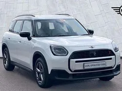 White Used 2024 Mini Countryman Classic SUV | £29,995 (Good price)