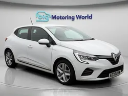 Used 2020 Renault Clio V Play | £9,800 (Good price)