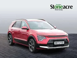 Red Used 2023 Kia Niro 3 SUV | £19,995 (Fair price)