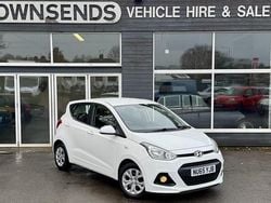 White Used 2015 Hyundai i10 SE Hatchback | £5,695 (Fair price)