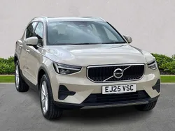 Used 2025 Volvo XC40 Core SUV | £31,499 (Fair price)