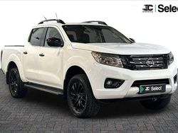 White Used 2018 Nissan Navara Tekna Pickup | £18,300 (A bit pricey)