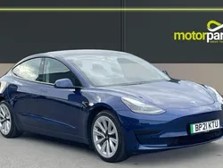Blue Used 2021 Tesla Model 3 Standard Range Sedan | £17,500 (Good price)