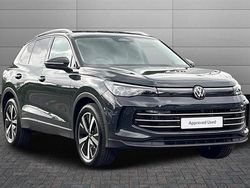 Urano grey Used 2025 VW Tiguan Elegance SUV | £34,595 (Expensive)